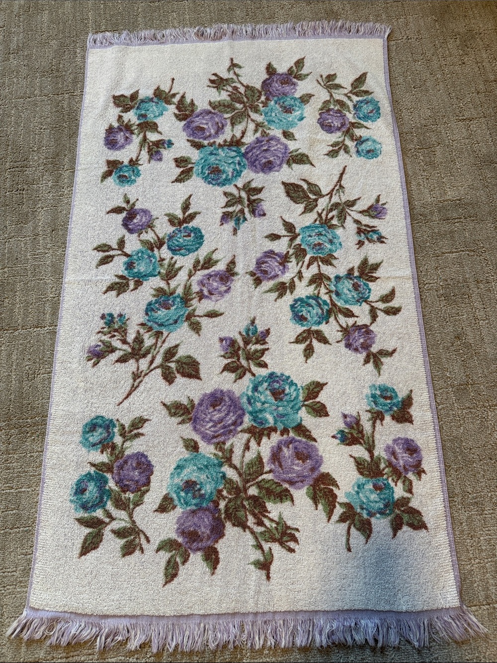 Vintage Penney’s Decorator Collection teal / lavender floral bath towel 24x43 - Picture 2 of 4